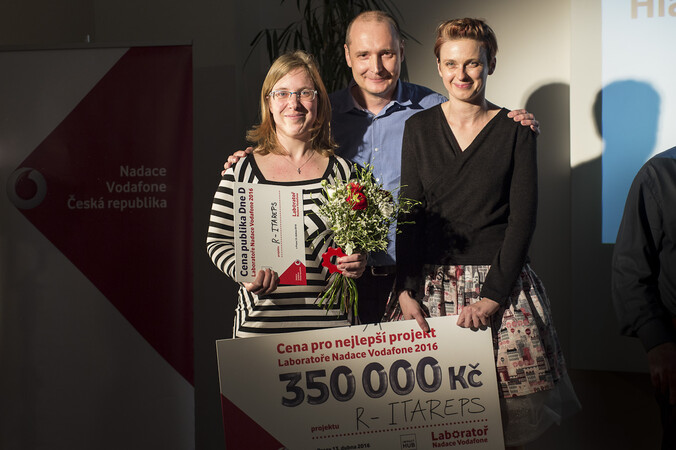 Vítězný projekt Laboratoře Nadace Vodafone je R-Itareps.