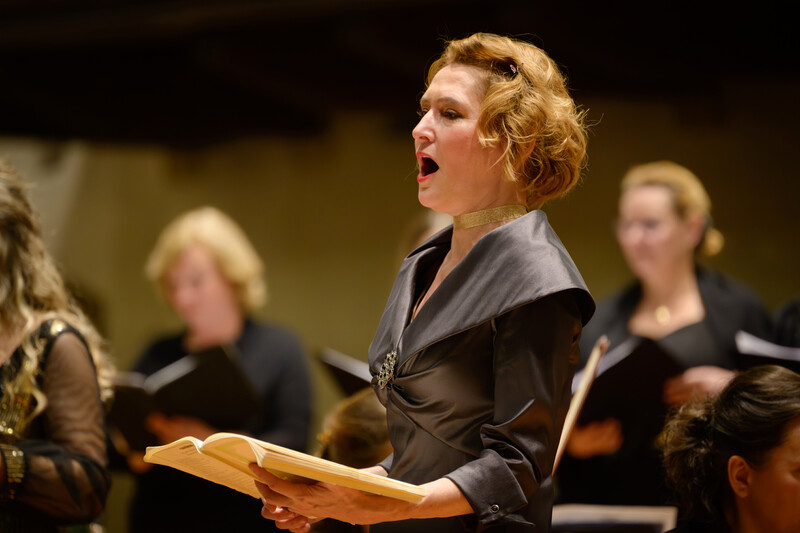 Benefiční koncert proti domácímu násilí v Betlémské kapli