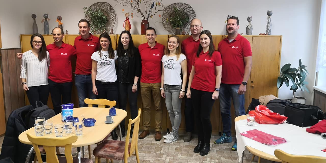 Vedení Vodafonu s organizací Dobré víly